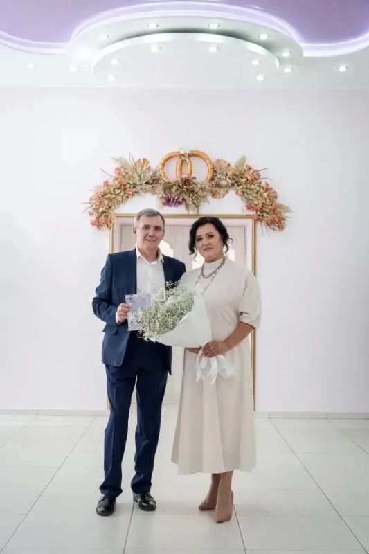 Коралловый юбилей и тройной праздник: супруги Ткач отмечают 35 лет совместной жизни! Коралловый юбилей и тройной праздник: супруги Ткач отмечают 35 лет совместной жизни!