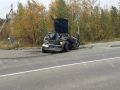 В Салехарде машина врезалась в столб — трое в больнице