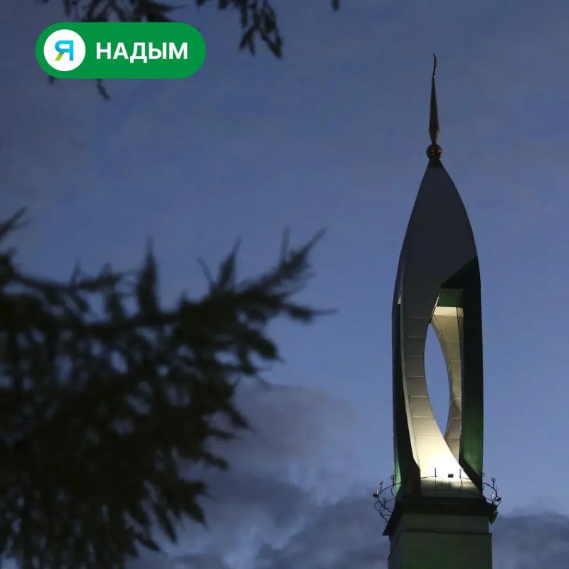 Есть что-то особенное в вечернем Надыме Есть что-то особенное в вечернем Надыме