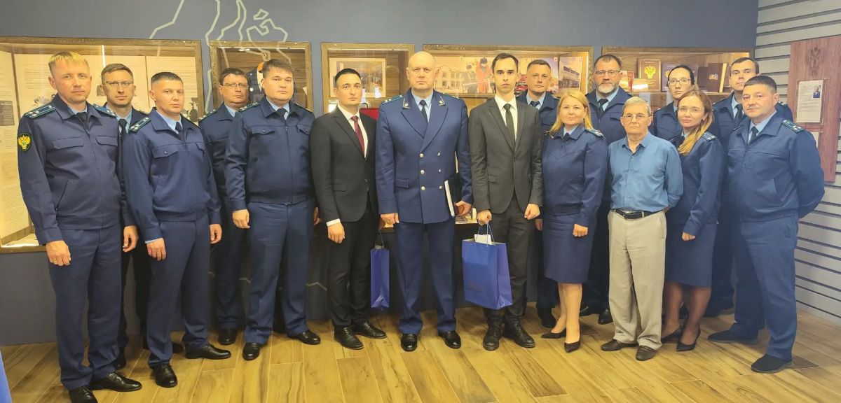 В прокуратуре Ямало-Ненецкого автономного округа состоялось торжественное принятие Присяги прокурора В прокуратуре Ямало-Ненецкого автономного округа состоялось торжественное принятие Присяги прокурора