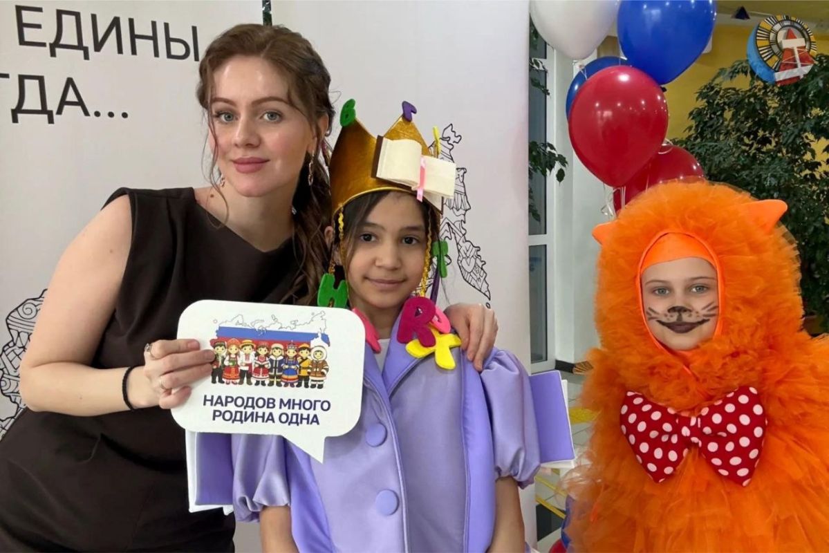 Библиотекарь из Ноябрьска прошла в финал Всероссийского конкурса наставников «Быть, а не казаться»! Из более чем 80 000 заявок со всей страны Татьяна Усманова вошла в число 2 000 полуфиналистов, а теперь - в топ400 лучших... Библиотекарь из Ноябрьска прошла в финал Всероссийского конкурса наставников «Быть, а не казаться»! Из более чем 80 000 заявок со всей страны Татьяна Усманова вошла в число 2 000 полуфиналистов, а теперь - в топ400 лучших...