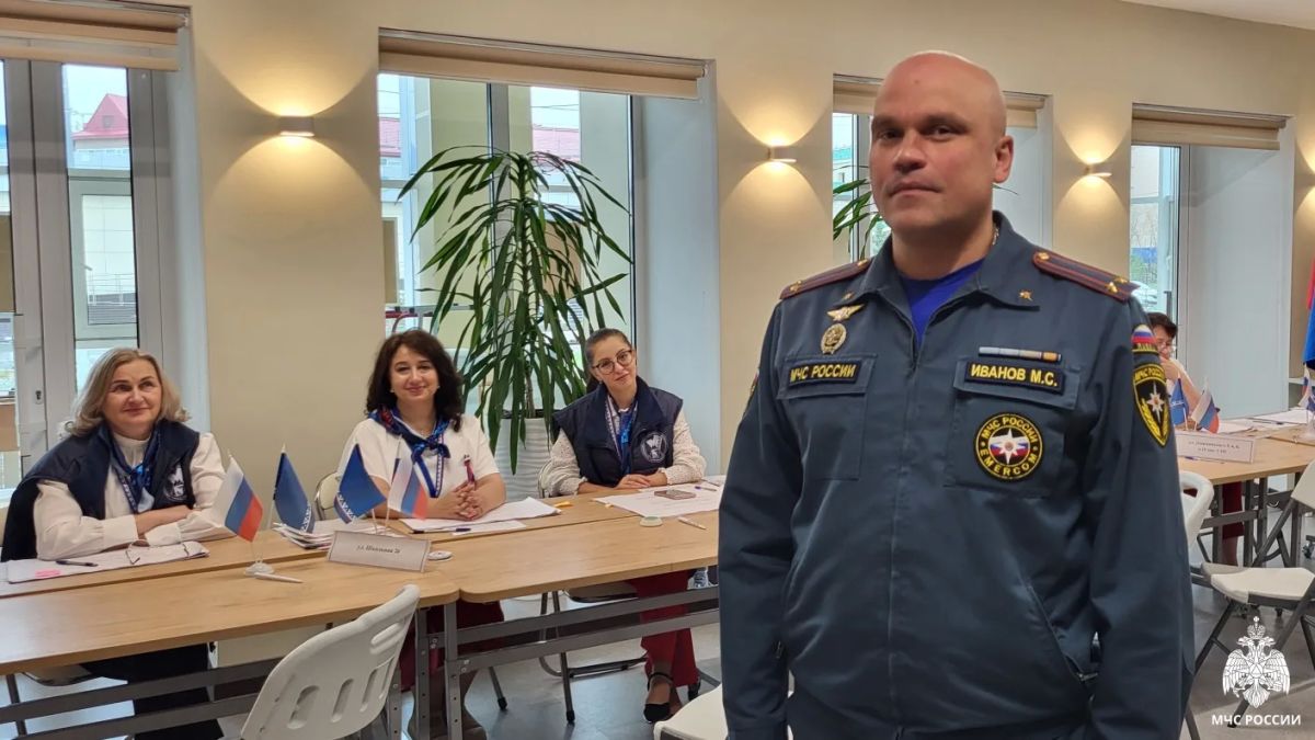 Ямал за безопасные выборы. На территории округа стартовал первый день трёхдневного голосования на выборах в Государственную думу Российской Федерации Ямал за безопасные выборы. На территории округа стартовал первый день трёхдневного голосования на выборах в Государственную думу Российской Федерации