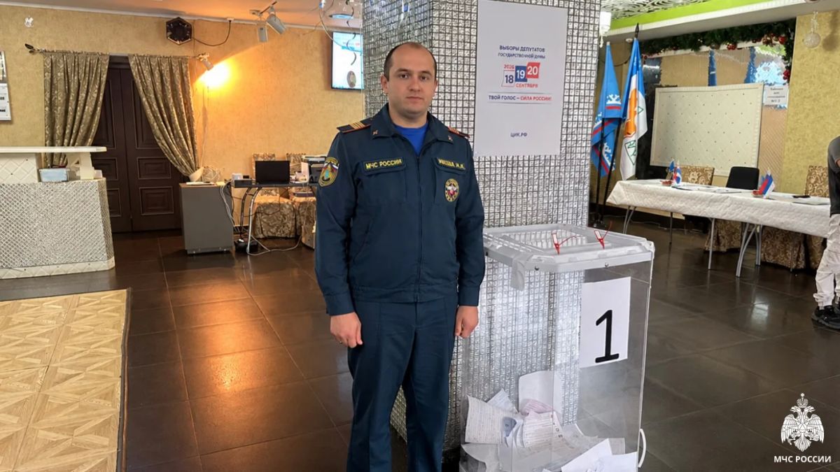 Ямал за безопасные выборы. На территории округа стартовал первый день трёхдневного голосования на выборах в Государственную думу Российской Федерации Ямал за безопасные выборы. На территории округа стартовал первый день трёхдневного голосования на выборах в Государственную думу Российской Федерации