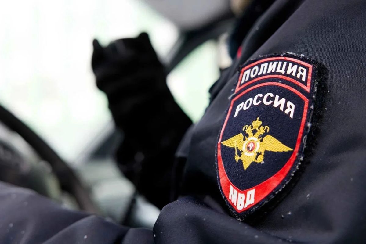 Участковый из Муравленко продавал служебную информацию