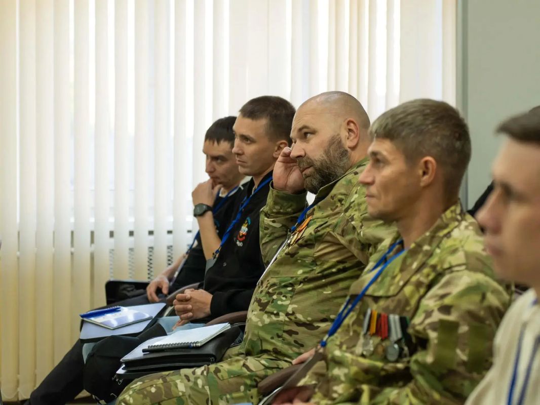 На Ямале стартовала обучающая программа для ветеранов СВО На Ямале стартовала обучающая программа для ветеранов СВО