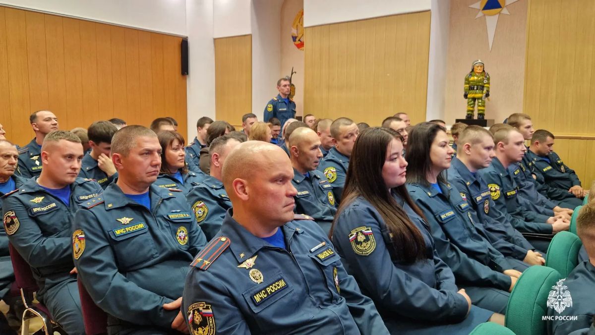 Завершились рабочие поездки начальника Главного управления МЧС России по ЯНАО Завершились рабочие поездки начальника Главного управления МЧС России по ЯНАО