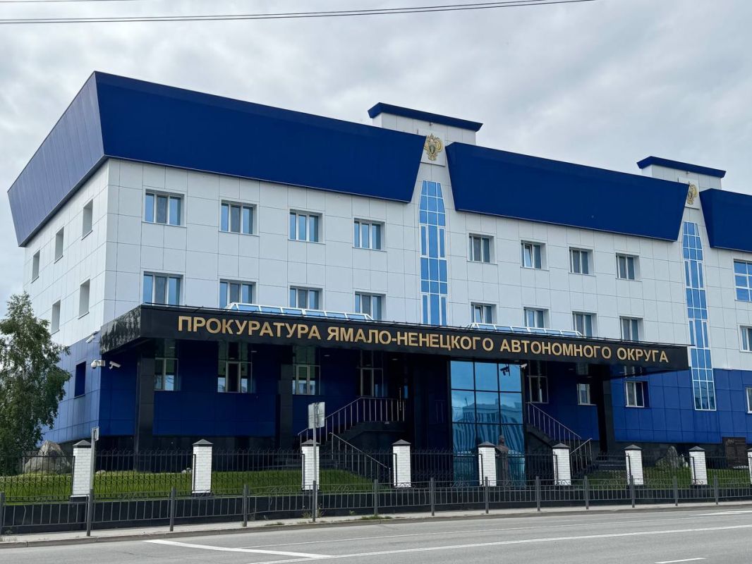 Депутатами поддержано предложение прокуратуры автономного округа о введении запрета на реализацию горюче-смазочных материалов несовершеннолетним