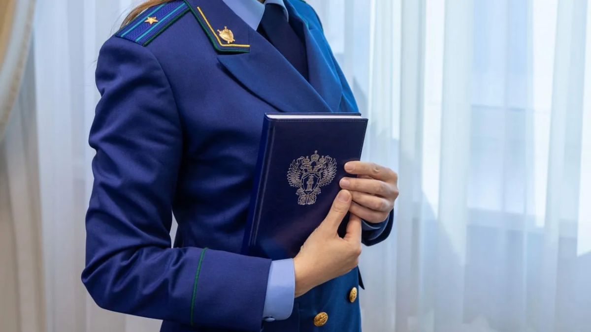 Прокуратура проверит запрет для студентов на выход из колледжа в Надыме
