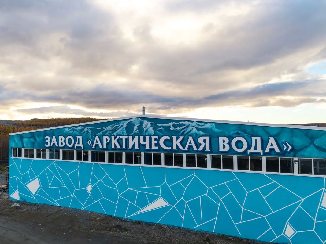 Антон Колодин: В эти дни с коллегами работаю на выездном Совете глав в Лабытнанги и Харпе Антон Колодин: В эти дни с коллегами работаю на выездном Совете глав в Лабытнанги и Харпе