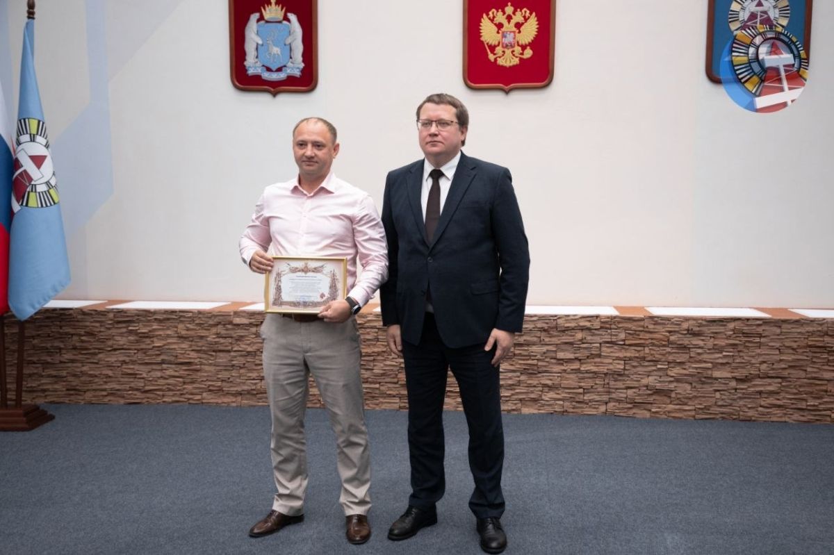 В Ноябрьске прошла церемония награждения — вручено свыше 35 наград! В Ноябрьске прошла церемония награждения — вручено свыше 35 наград!