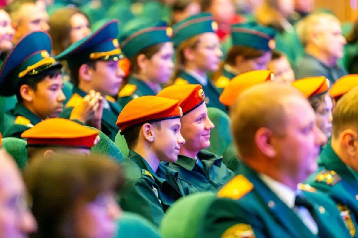 Первая пожарно-спасательная часть Салехарда отметила 40-летие Первая пожарно-спасательная часть Салехарда отметила 40-летие