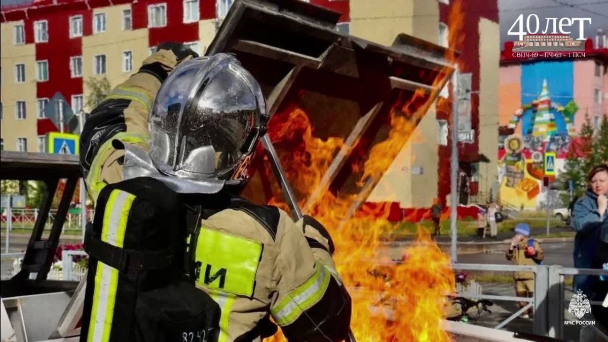 Видеоролик, посвященный 40-летию первой пожарно-спасательной части города Салехарда