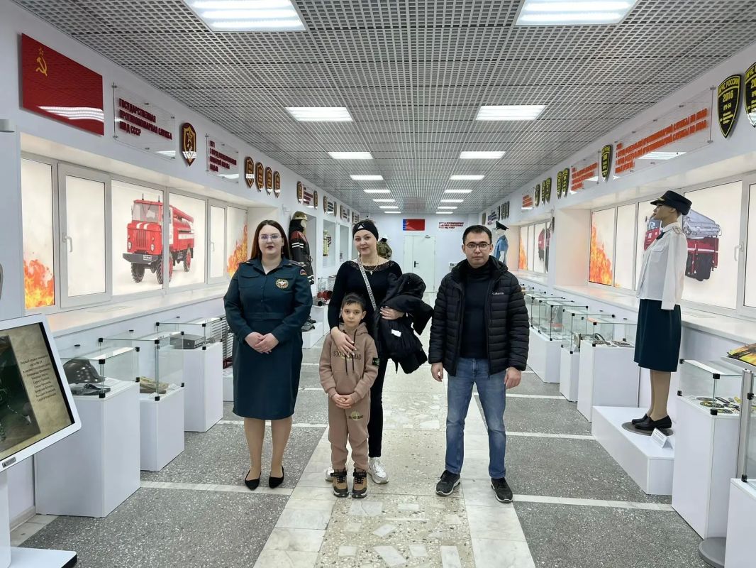 Работники прокуратуры Нового Уренгоя посетили музей отряда ФГБУ «Управление ДП ФПС ГПС №3»