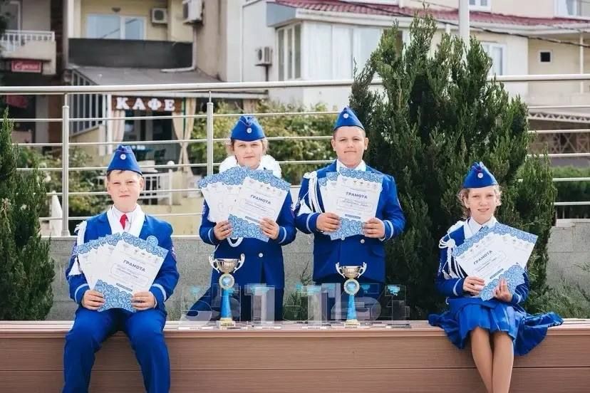 30 лет побед и достижений отряда юных инспекторов движения второй школы 30 лет побед и достижений отряда юных инспекторов движения второй школы