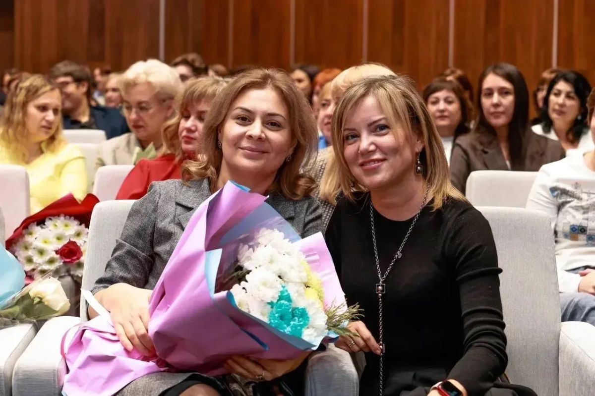 Спасибо тем, кто открывает детям мир! Спасибо тем, кто открывает детям мир!