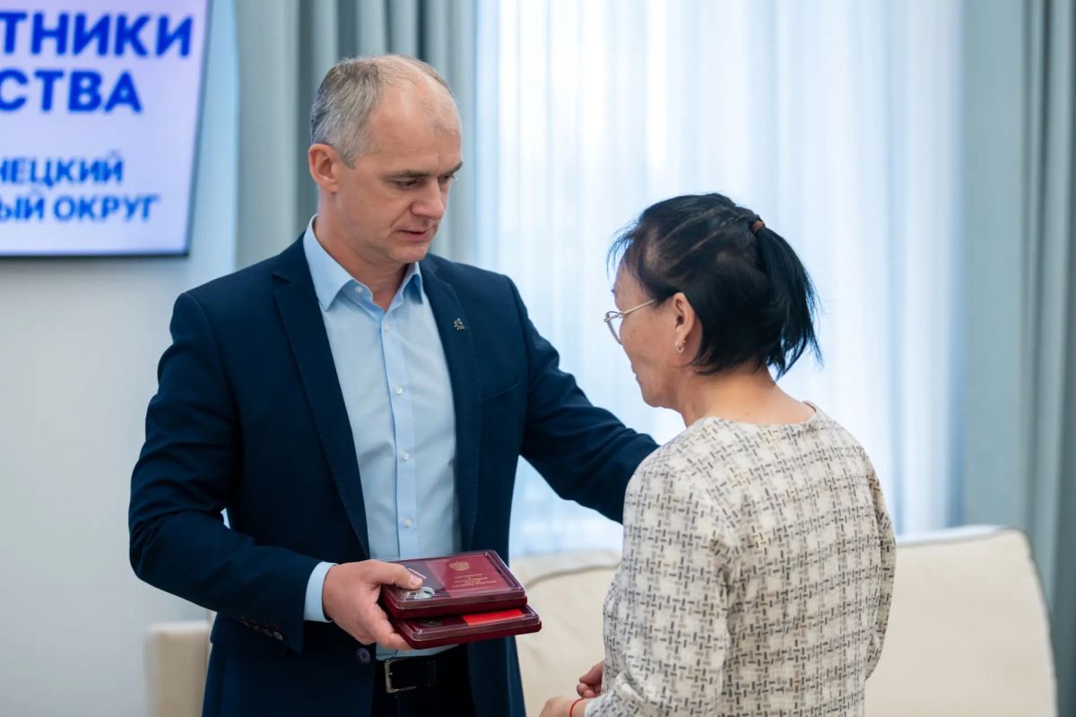 Алексей Титовский: Передал сегодня награды родным наших земляков, отдавших жизнь во имя выполнения воинского долга
