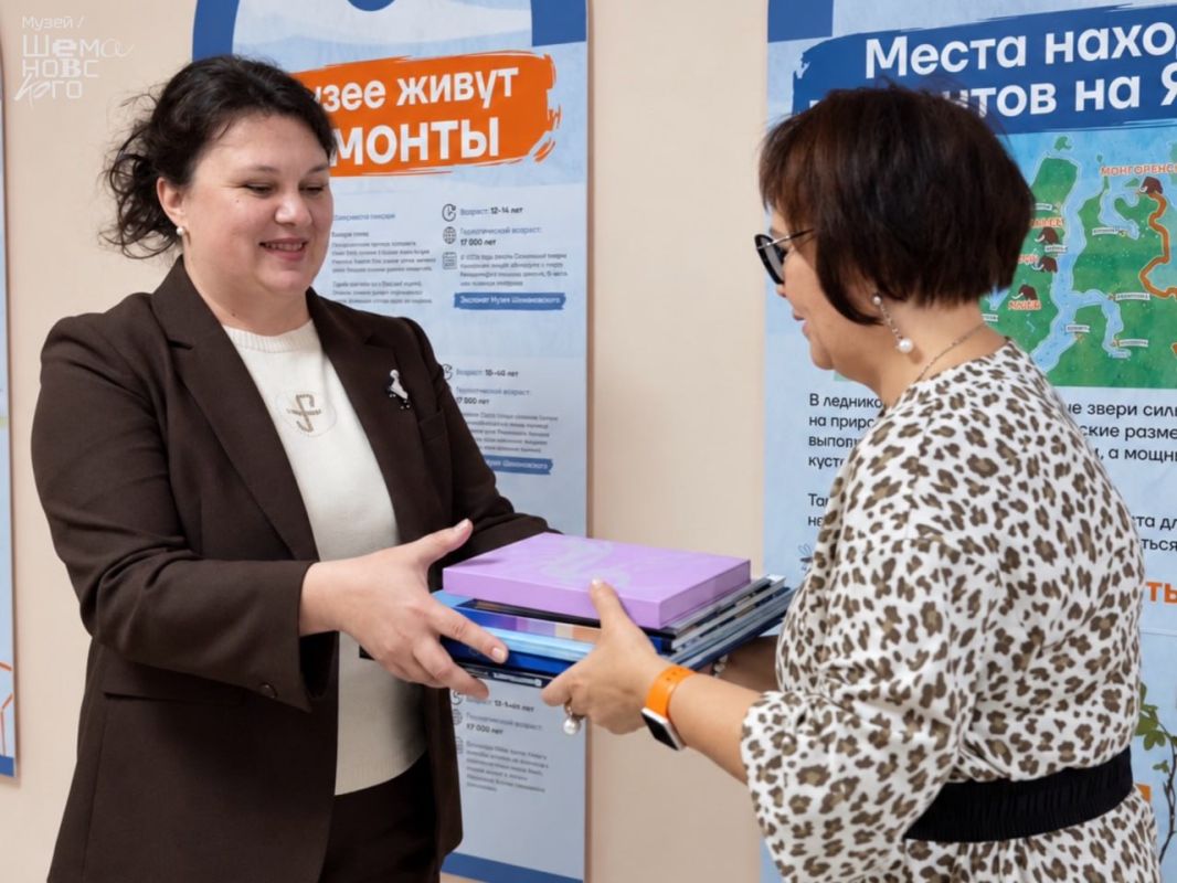 Мамонты пришли в школу: в Салехарде открыли музейную выставку Мамонты пришли в школу: в Салехарде открыли музейную выставку