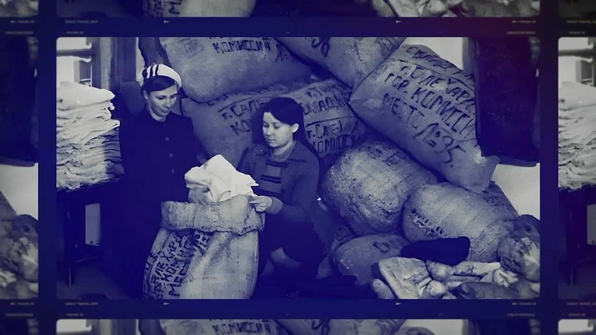 Возвращаемся к главной теме дня - гашению марки, посвященной званию Салехарда "Город трудовой доблести"