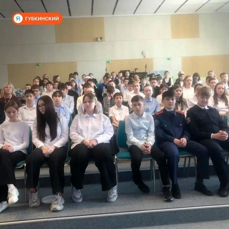 «Уроки доброты»: почти 6 тысяч юных ямальцев научились правильно общаться с животными
