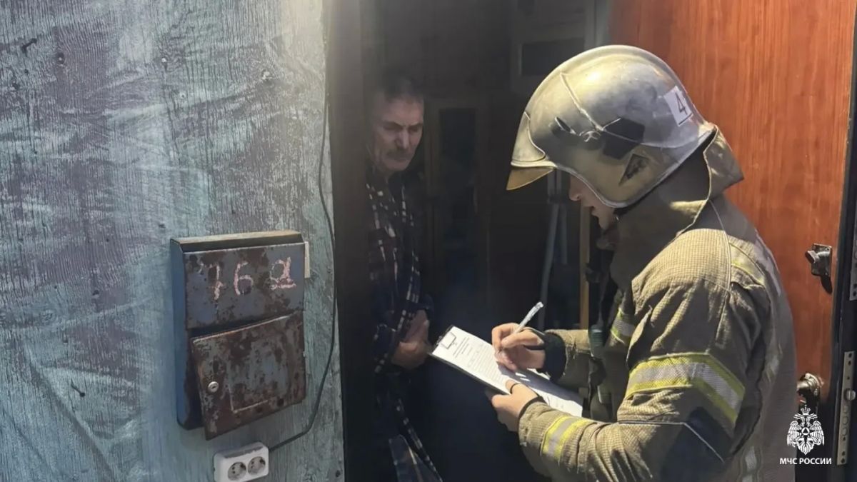 Главное — не допустить пожар: в Ноябрьске усилены меры профилактики в жилом секторе Главное — не допустить пожар: в Ноябрьске усилены меры профилактики в жилом секторе