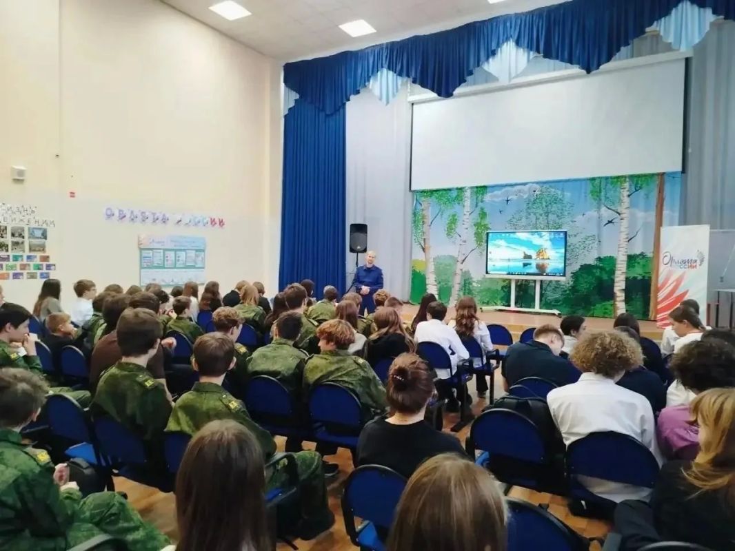 Прокуратурой Пуровского района проведен комплекс профилактических мероприятий по противодействию вовлечению молодежи в совершение преступления Прокуратурой Пуровского района проведен комплекс профилактических мероприятий по противодействию вовлечению молодежи в совершение преступления
