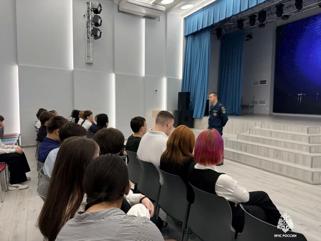 В общеобразовательных организациях города Лабытнанги прошли открытые уроки культуры безопасности В общеобразовательных организациях города Лабытнанги прошли открытые уроки культуры безопасности