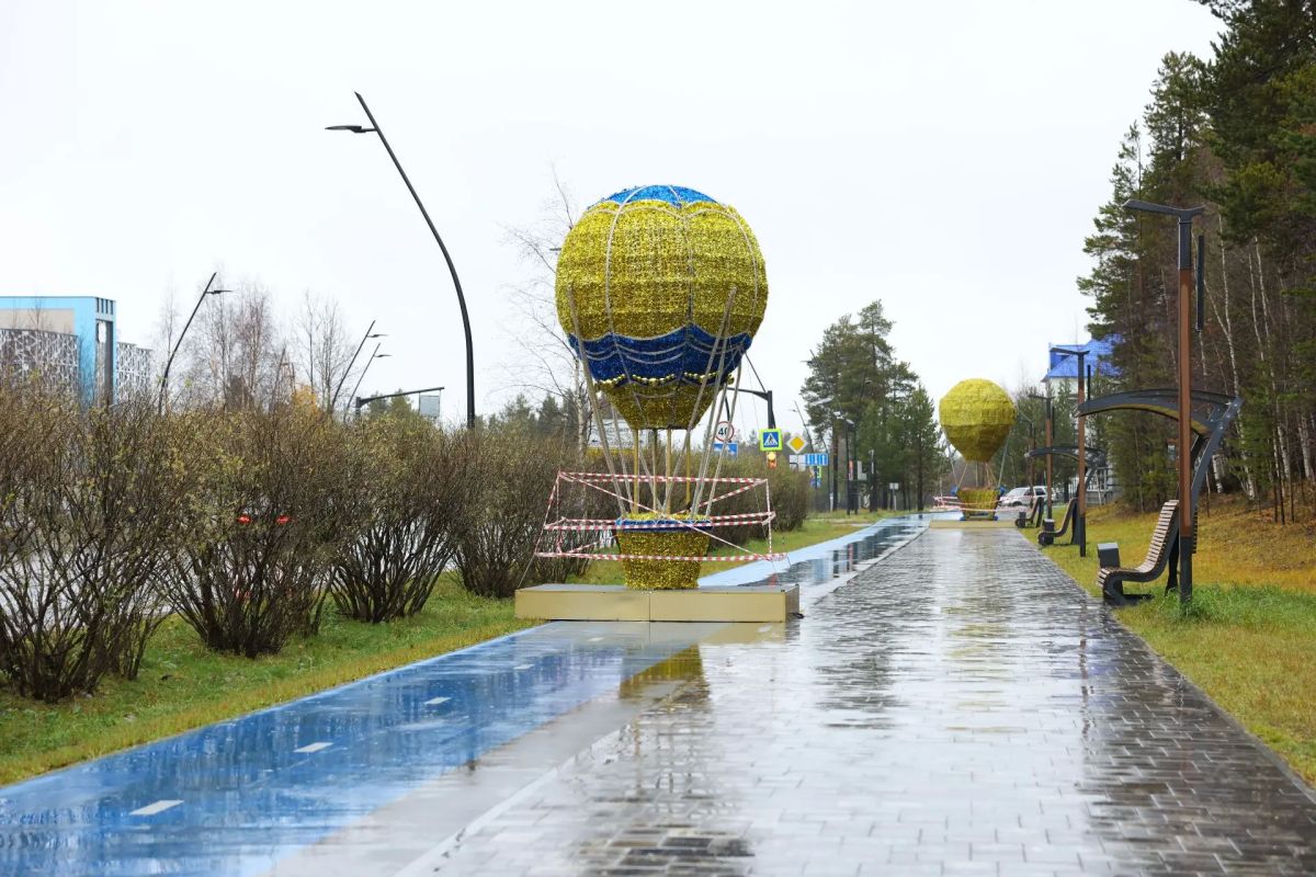 Новогоднее настроение пришло в Ноябрьск раньше обычного Новогоднее настроение пришло в Ноябрьск раньше обычного
