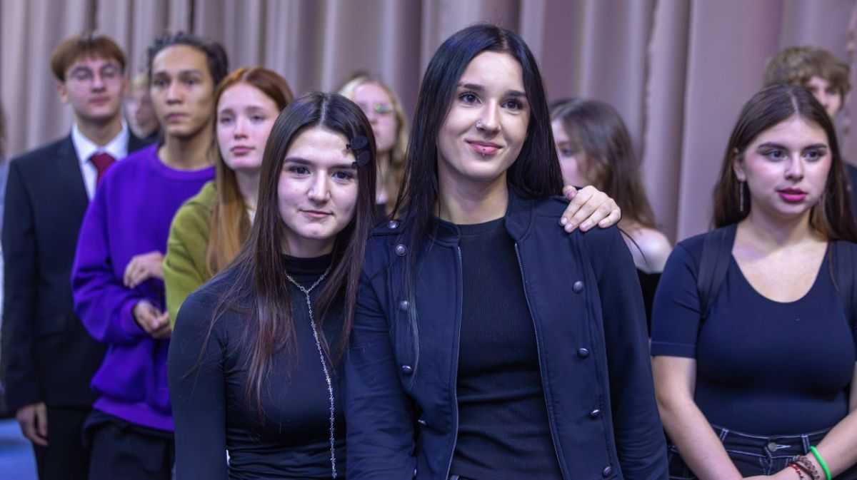 Десятиклассники Салехарда прошли посвящение в лицеисты Десятиклассники Салехарда прошли посвящение в лицеисты