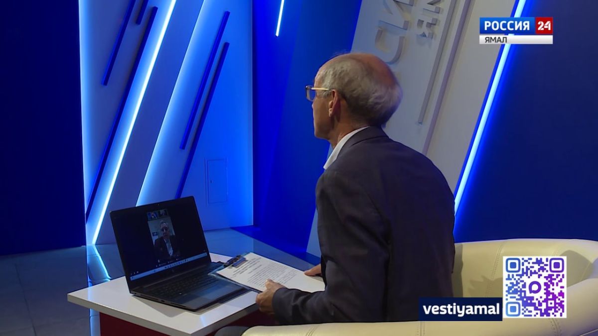 Самолёт «Русская Арктика». При проектировании за основу взят самолёт АН-2 Самолёт «Русская Арктика». При проектировании за основу взят самолёт АН-2