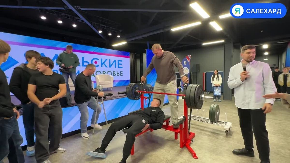 105 кг на штанге: Сергей Крук проверил свою силу в Салехарде
