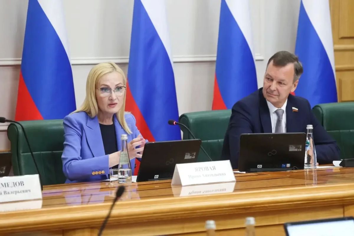 Совершенствование законодательства в сфере обращения с отходами производства и потребления в субъектах Российской Федерации в центре внимания Президиума Совета законодателей Совершенствование законодательства в сфере обращения с отходами производства и потребления в субъектах Российской Федерации в центре внимания Президиума Совета законодателей