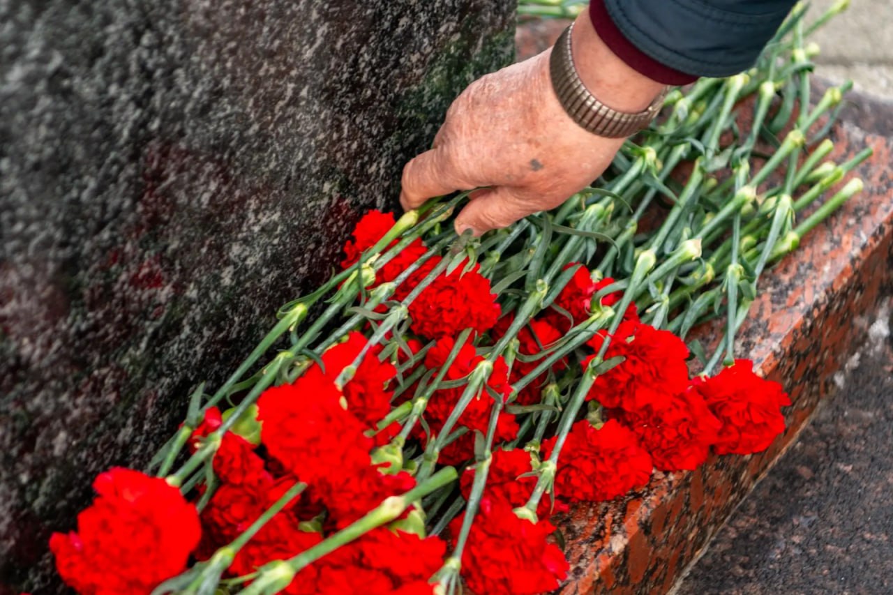 Ямал помнит: в Салехарде почтили память жертв политических репрессий